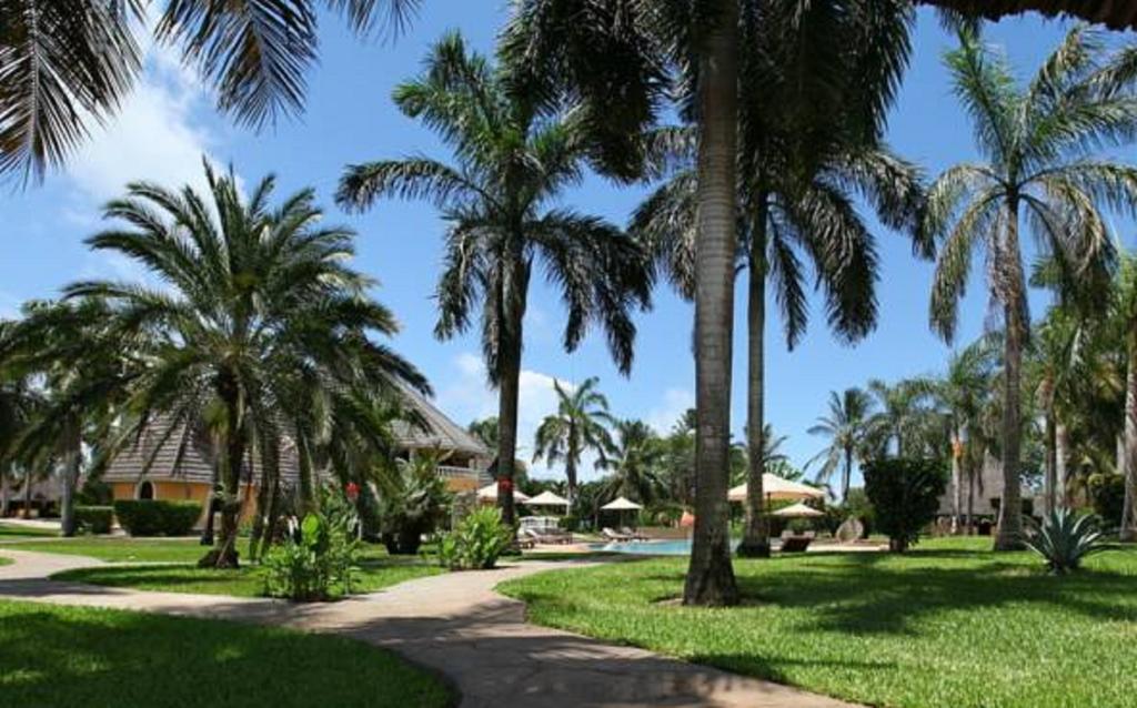 Sunset Villa Boutique Resort Diani Beach Buitenkant foto