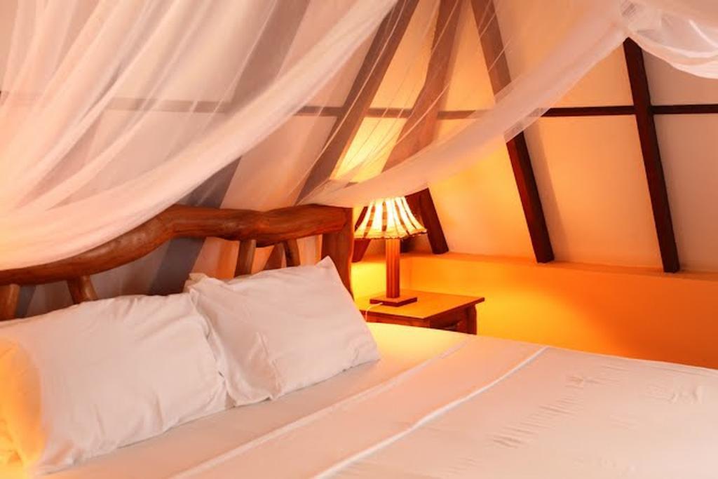 Sunset Villa Boutique Resort Diani Beach Buitenkant foto