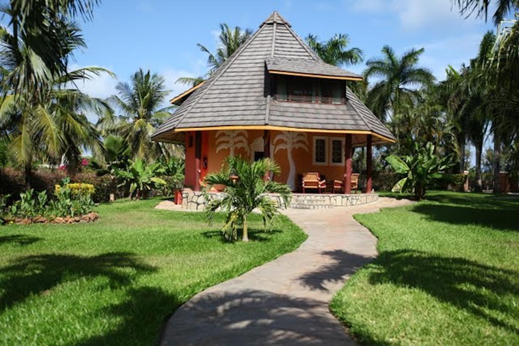Sunset Villa Boutique Resort Diani Beach Buitenkant foto